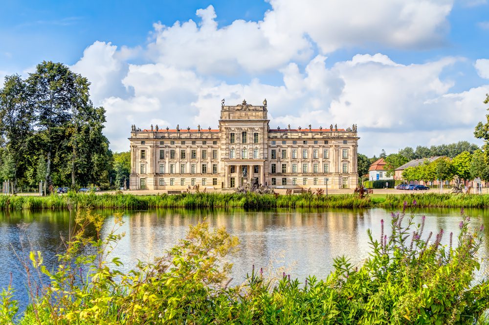 4Pfoten-Urlaub Schloss Ludwigslust