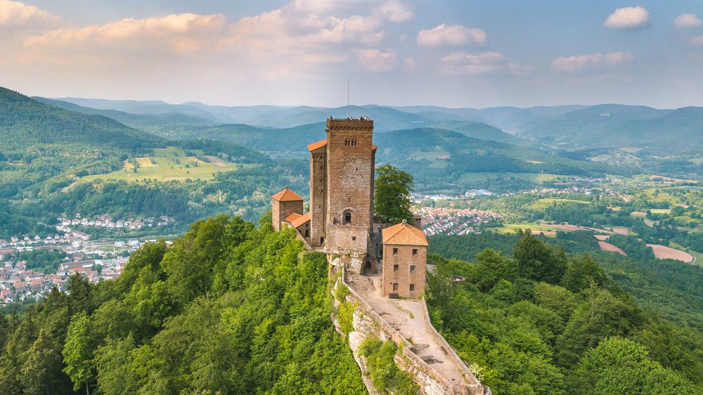 4Pfoten-Urlaub Burg Trifels im Pfälzer Wald