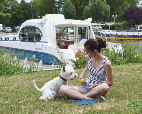 4Pfoten-Urlaub Ferien mit Hund auf dem Hausboot